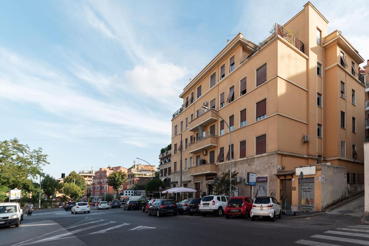 Penthouse Apartment With Terrace Close To Vatican 로마 외부 사진